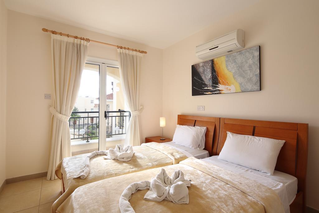 Adamou Gardens Apartment Paphos Exterior photo