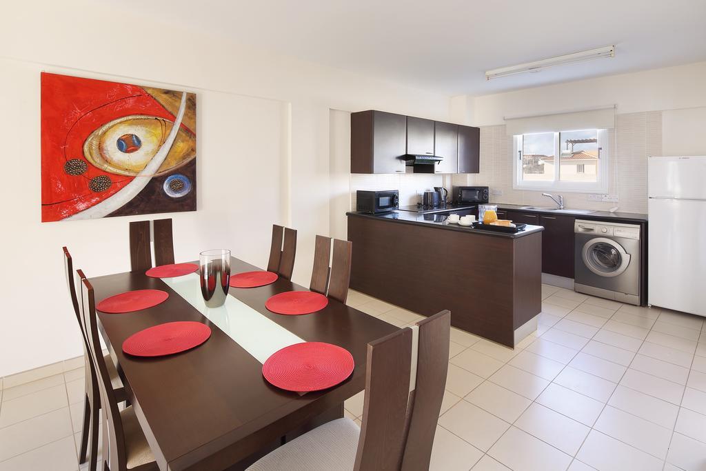 Adamou Gardens Apartment Paphos Exterior photo